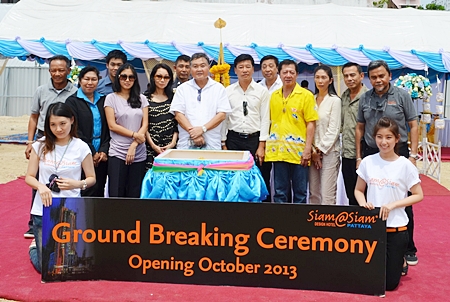 A ground-breaking ceremony was held for the new Siam @ Siam Design Hotel and Spa project on Second Road recently. The ceremony was presided over by Pornpinit Pornprapha (5th left), MD of the company.